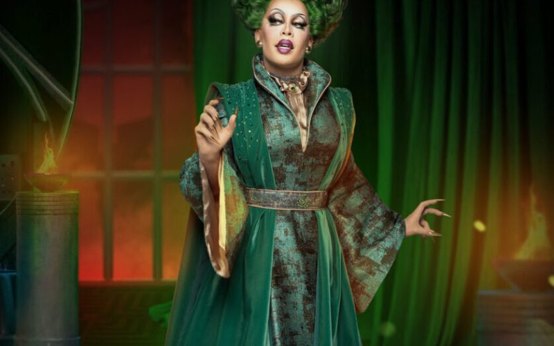 Gloria Groove como Madame Morrible em “Wicked” em sessões especiais

(Créditos Foto: Jairo Goldflus)