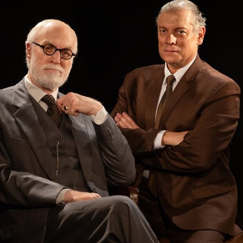 Resenha | Um duelo de mentes acontece durante “A Última Sessão de Freud”